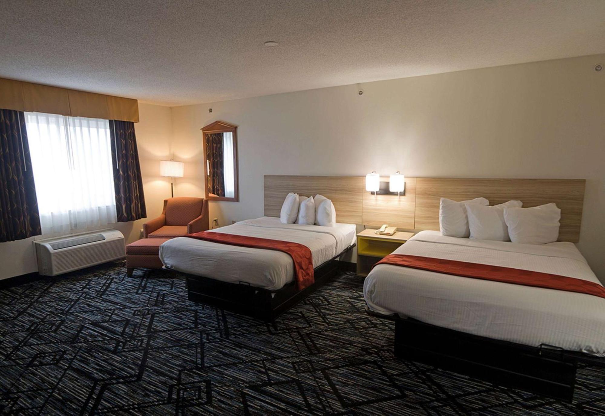 Ramada Limited Decatur Hotel Forsyth Exterior photo